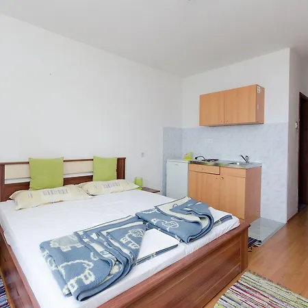 And Luka * Klenovica