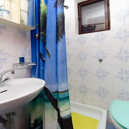 Διαμέρισμα And Luka *