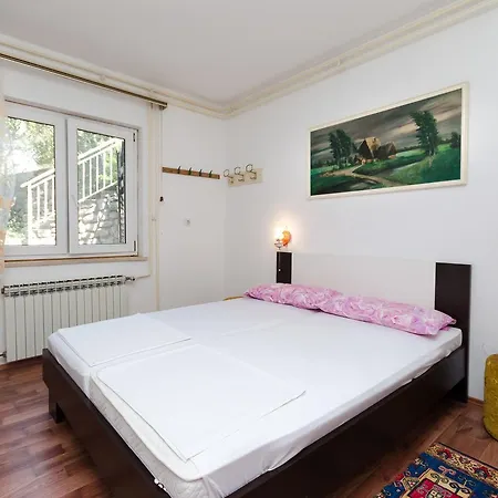 And Luka Apartment