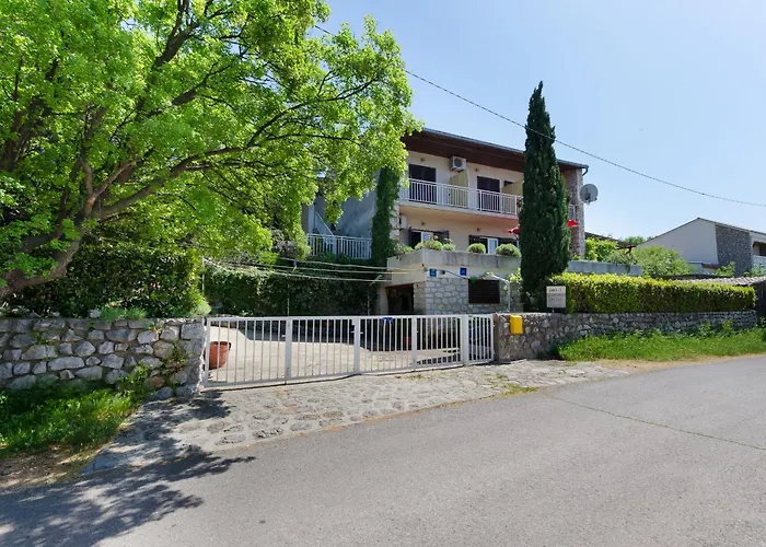 And Luka Apartament Klenovica