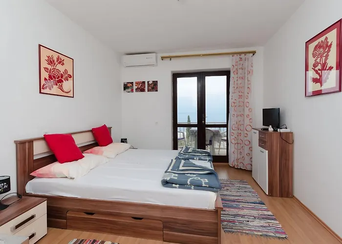 Apartament And Luka *