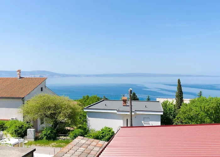 Apartament And Luka